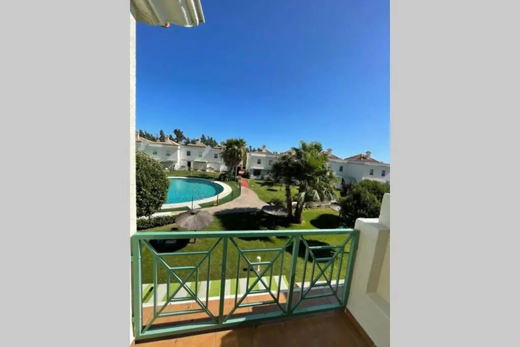 Apartment Casa Adosada Con Porche, Piscina Y Pista De Padel, Junto Al Campo De Golf El Portil Spain